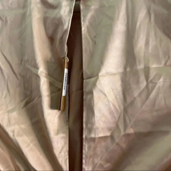 SKIMS Shine Satin Crop Top NWT Small B930 - Picture 6 of 7